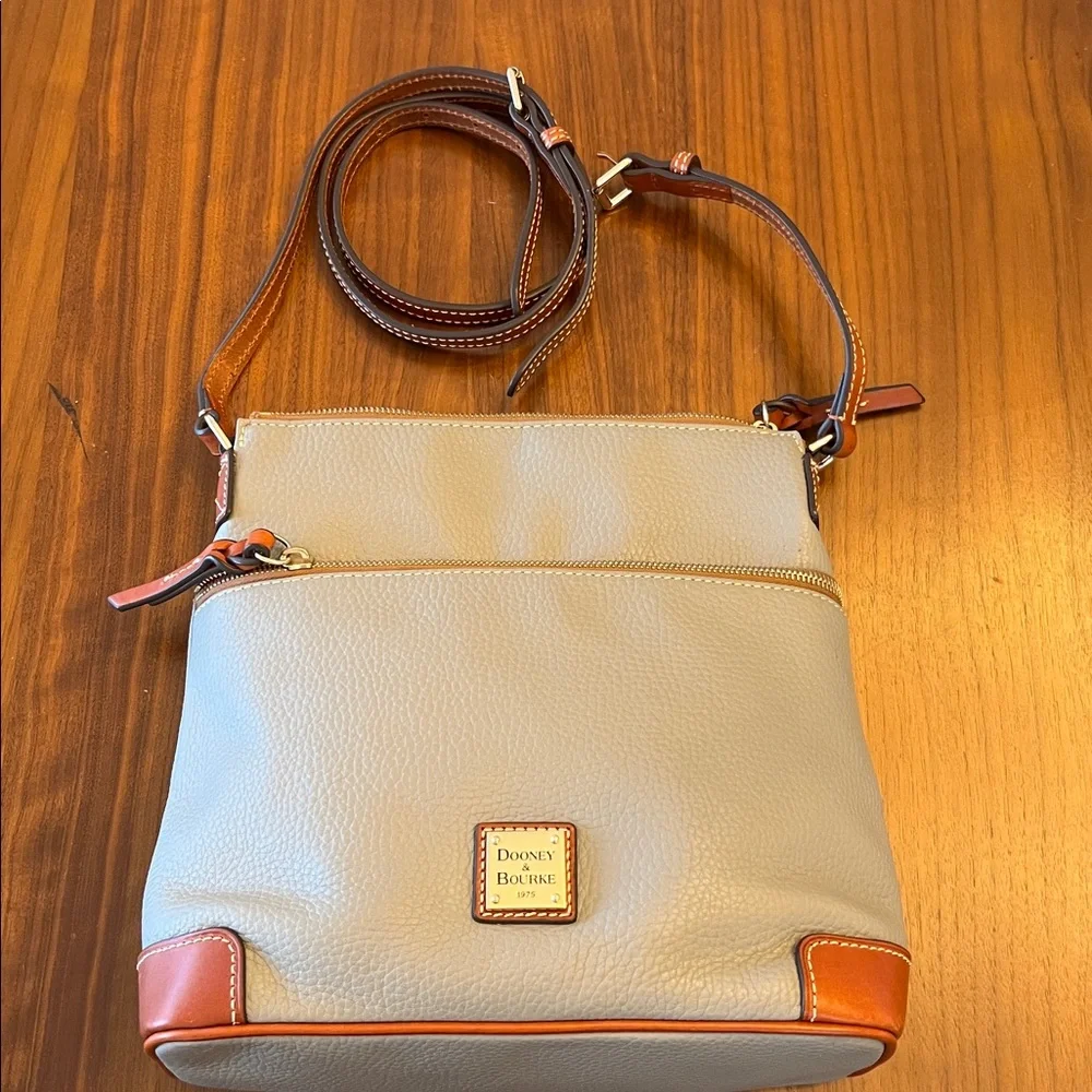 Dooney & Bourke Light Gray/Taupe Pebble Leather Crossbody Bag with Tan Trim - Picture 2 of 10